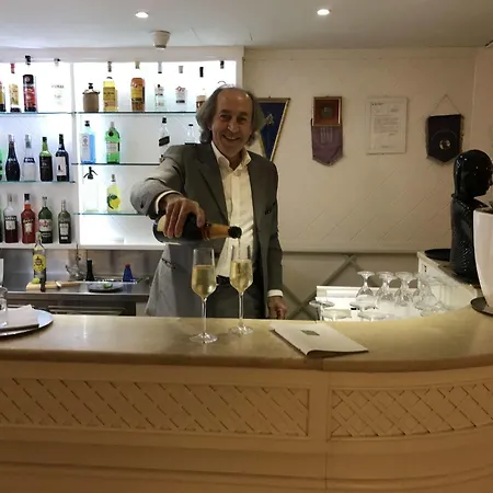 Bijou Ξενοδοχείο