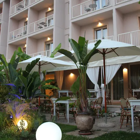 Bijou Forte dei Marmi