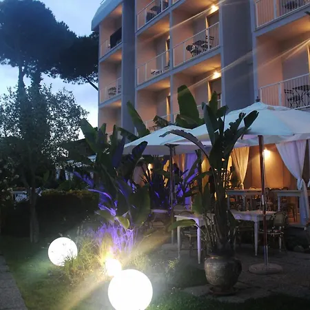 Bijou Hotell